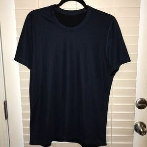 Men’s lulu lemon navy top Medium